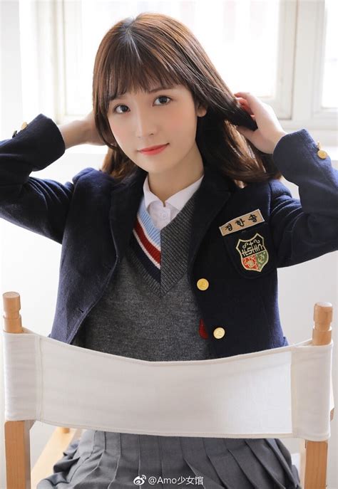 京多安社媒晒与加拉塔萨雷签约照片，税后年薪450万欧